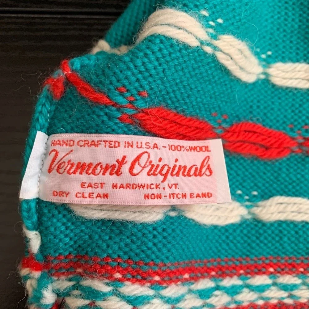 Vintage Vermont Originals Knit Winter Ski Hat Beanie Snowflakes‎ 100% Wool